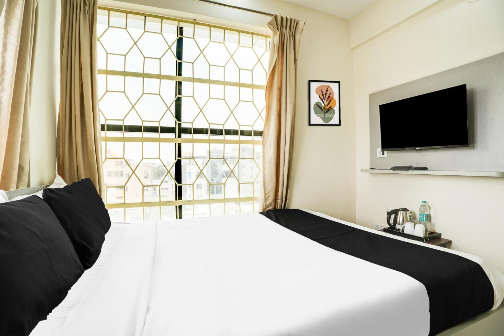 Super Hotel O Bangalore Near Reva Circle Formerly Cka Boarding Yelahanka Экстерьер фото